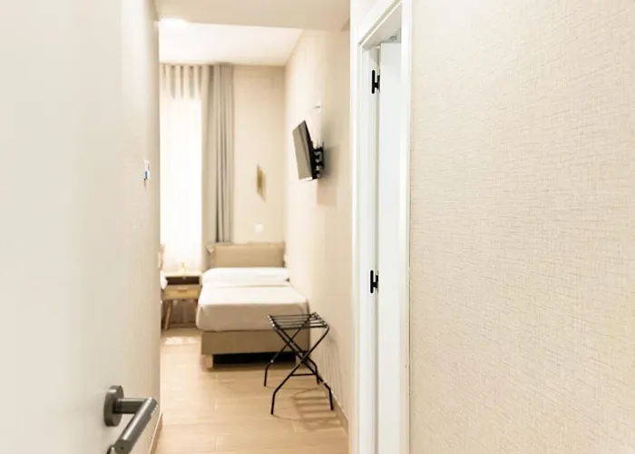 Paseito Hotell 2*
